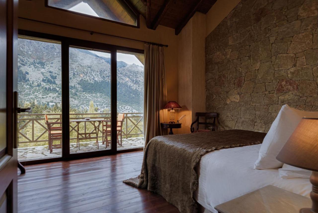 Parnassus Dreamwood Chalet Eptálofos Exteriér fotografie